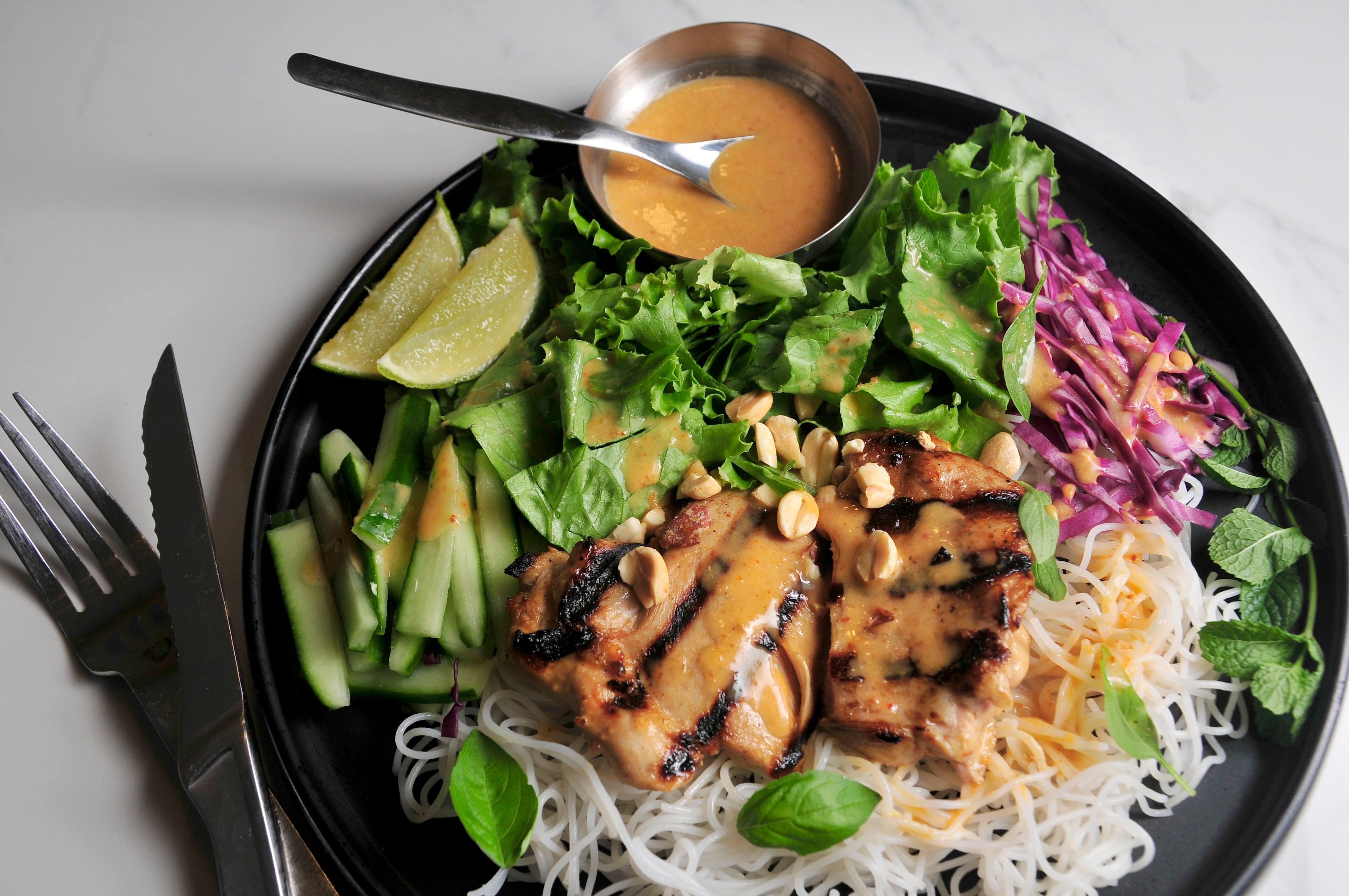 Ruby Crunch Hand-Crafted Crunchy Chili Oil – 5 Lakes Flavor